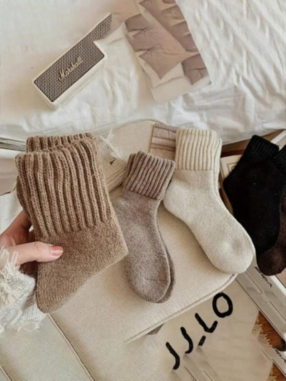 HoliSlay Crew Socks